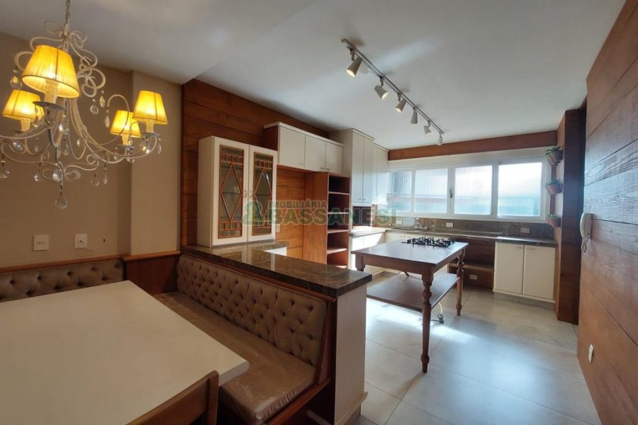 Apto/Cobertura com 132m², 3 dormitórios, 2 vagas, no bairro Pio X em Caxias do Sul para Comprar