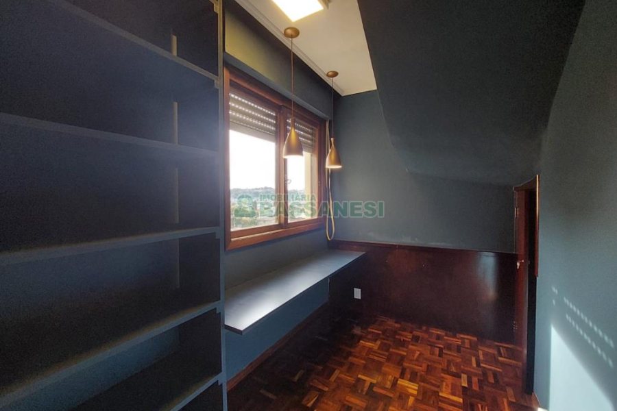 Apto/Cobertura com 132m², 3 dormitórios, 2 vagas, no bairro Pio X em Caxias do Sul para Comprar