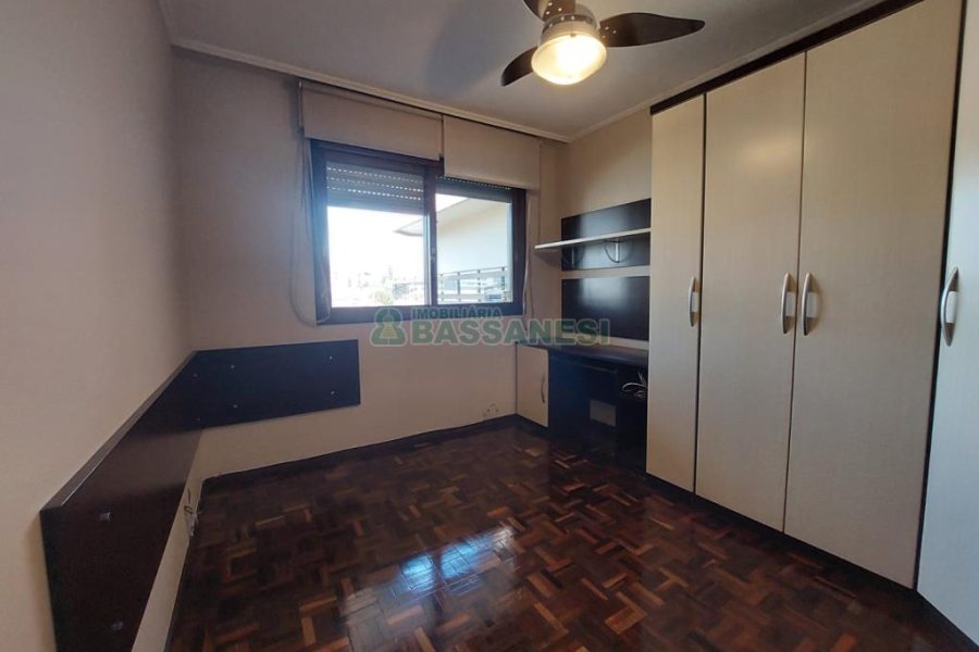 Apto/Cobertura com 132m², 3 dormitórios, 2 vagas, no bairro Pio X em Caxias do Sul para Comprar