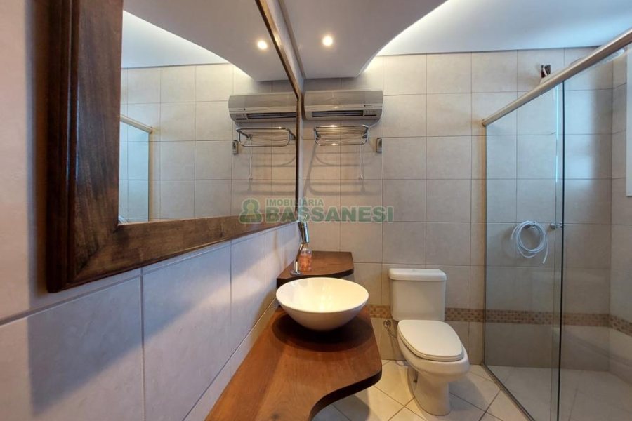 Apto/Cobertura com 132m², 3 dormitórios, 2 vagas, no bairro Pio X em Caxias do Sul para Comprar