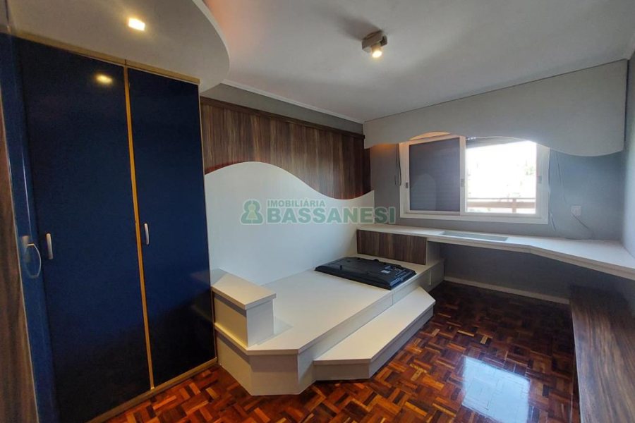 Apto/Cobertura com 132m², 3 dormitórios, 2 vagas, no bairro Pio X em Caxias do Sul para Comprar