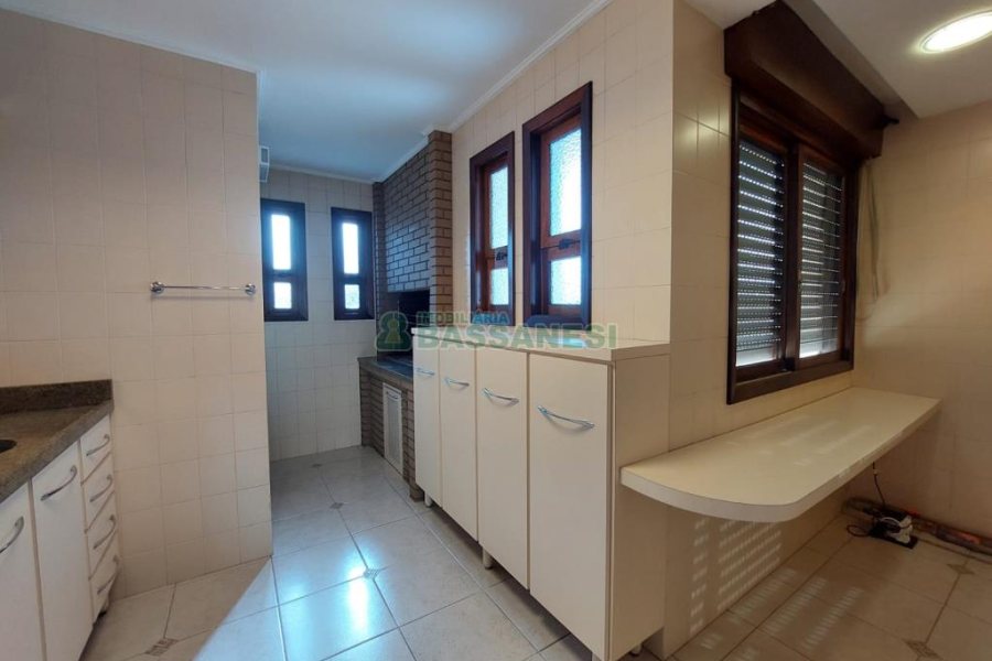 Apto/Cobertura com 132m², 3 dormitórios, 2 vagas, no bairro Pio X em Caxias do Sul para Comprar