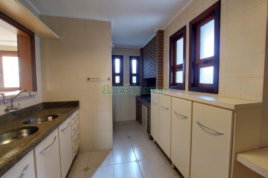 Apto/Cobertura com 132m², 3 dormitórios, 2 vagas, no bairro Pio X em Caxias do Sul para Comprar