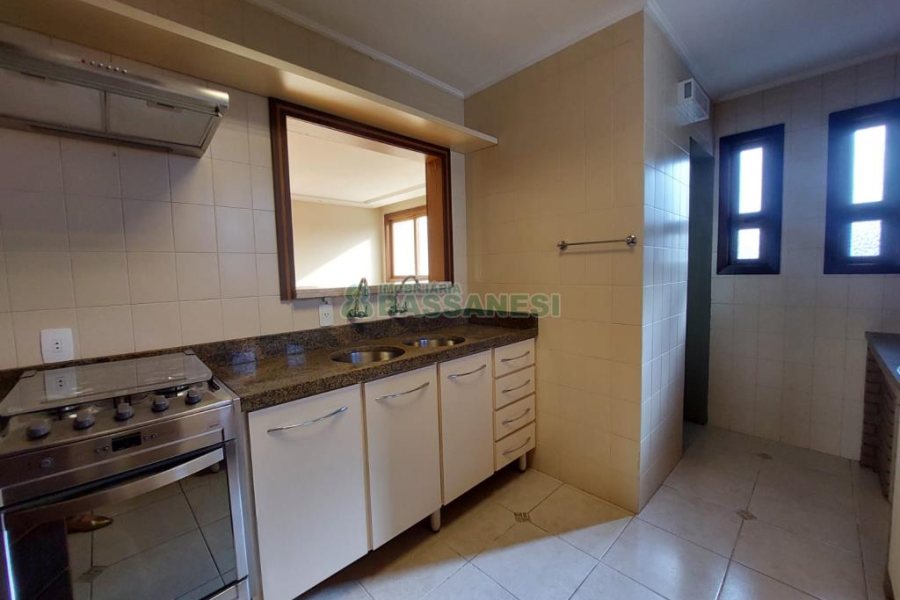 Apto/Cobertura com 132m², 3 dormitórios, 2 vagas, no bairro Pio X em Caxias do Sul para Comprar
