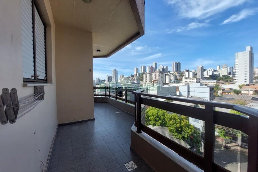 Apto/Cobertura com 132m², 3 dormitórios, 2 vagas, no bairro Pio X em Caxias do Sul para Comprar