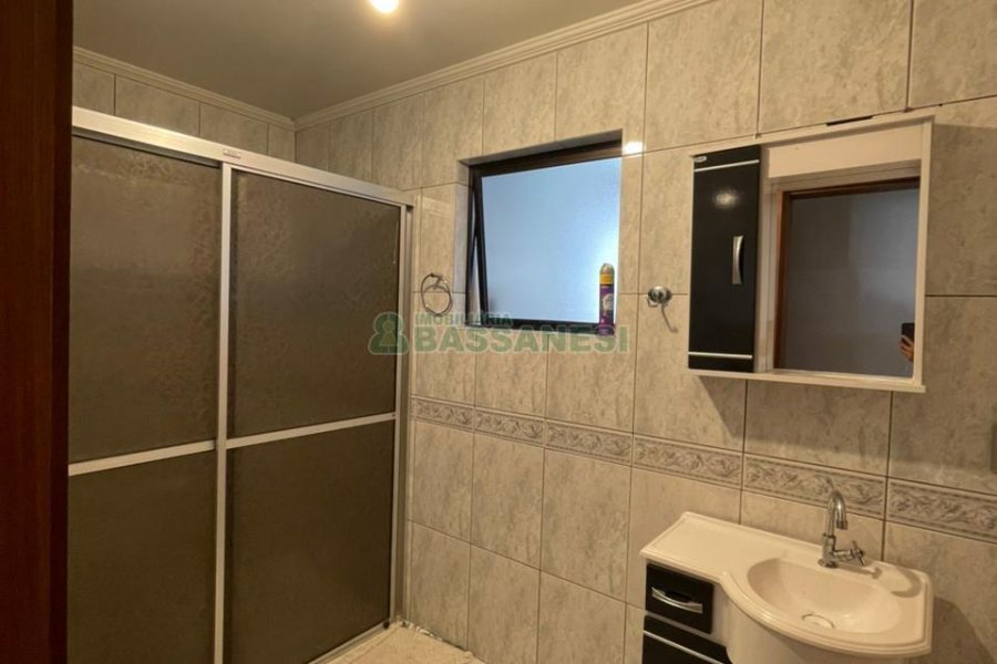 Apartamento com 115m², 3 dormitórios, 1 vaga, no bairro Marechal Floriano em Caxias do Sul para Comprar