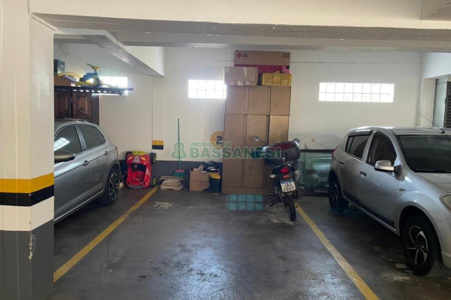 Apartamento com 115m², 3 dormitórios, 1 vaga, no bairro Marechal Floriano em Caxias do Sul para Comprar