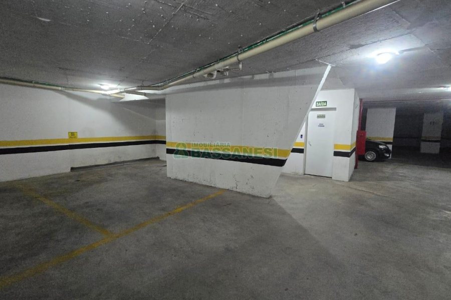 Kitinete com 47m², 1 vaga, no bairro Rio Branco em Caxias do Sul para Comprar