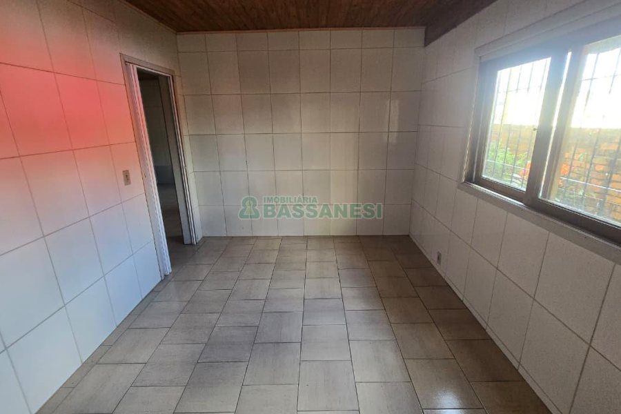 Casa com 222m², 4 dormitórios, 2 vagas, no bairro Marechal Floriano em Caxias do Sul para Comprar