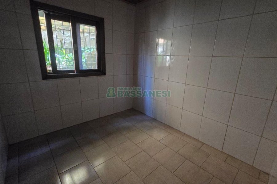 Casa com 222m², 4 dormitórios, 2 vagas, no bairro Marechal Floriano em Caxias do Sul para Comprar