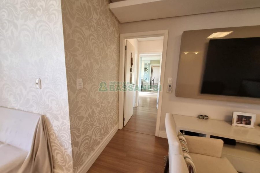 Apartamento com 96m², 2 dormitórios, 2 vagas, no bairro Colina Sorriso em Caxias do Sul para Comprar