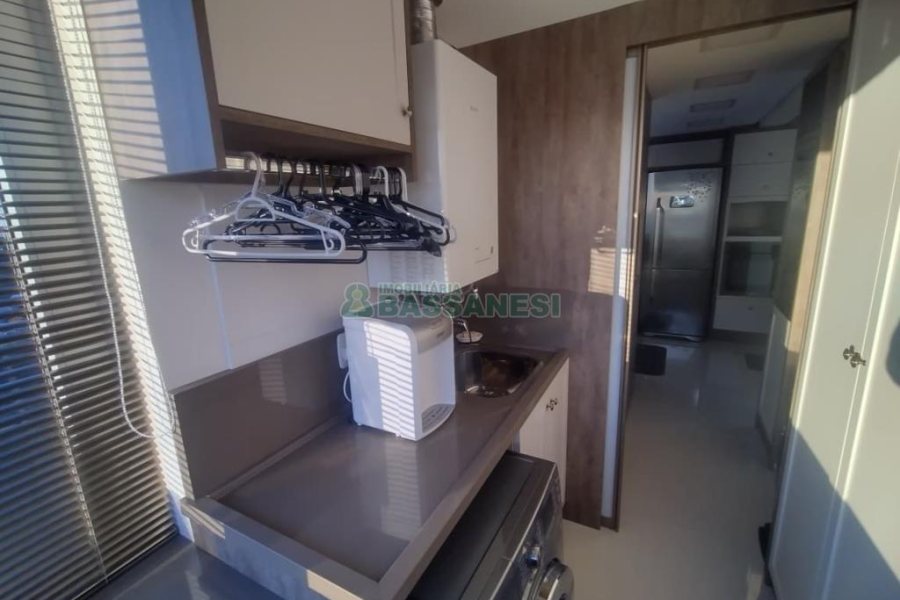 Apartamento com 93m², 2 dormitórios, 2 vagas, no bairro Villagio Iguatemi em Caxias do Sul para Comprar
