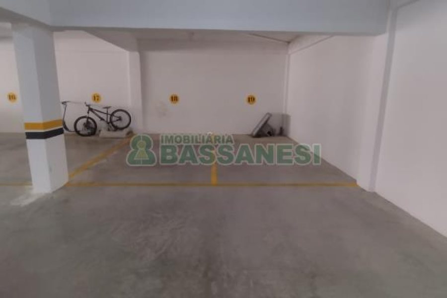 Apartamento com 93m², 2 dormitórios, 2 vagas, no bairro Villagio Iguatemi em Caxias do Sul para Comprar