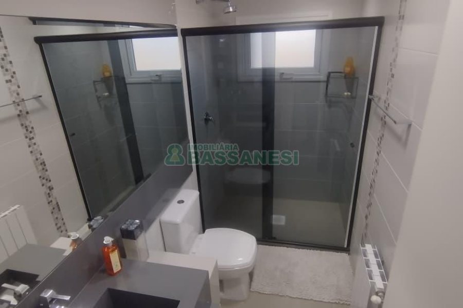 Apartamento com 93m², 2 dormitórios, 2 vagas, no bairro Villagio Iguatemi em Caxias do Sul para Comprar