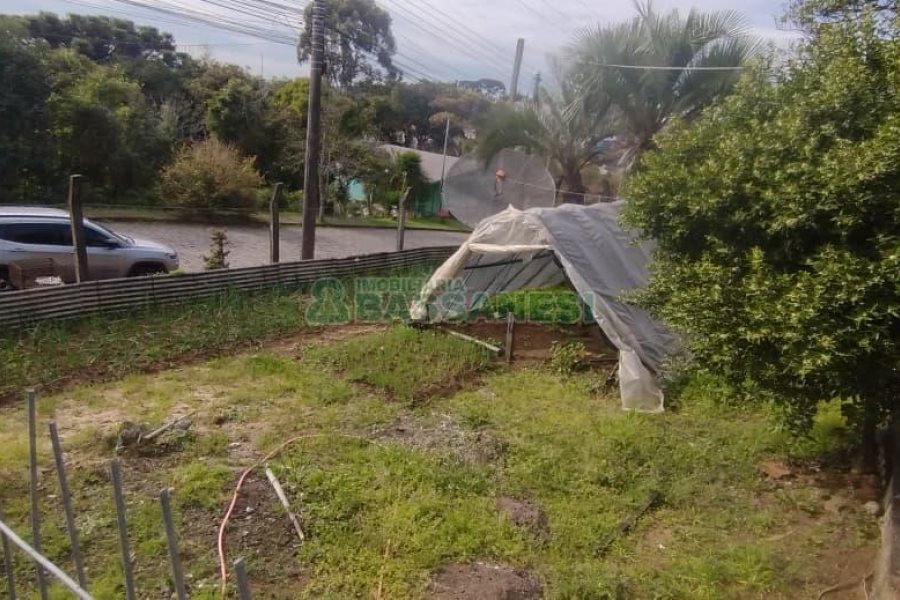 Casa com 146m², 3 dormitórios, 1 vaga, no bairro Diamantino em Caxias do Sul para Comprar