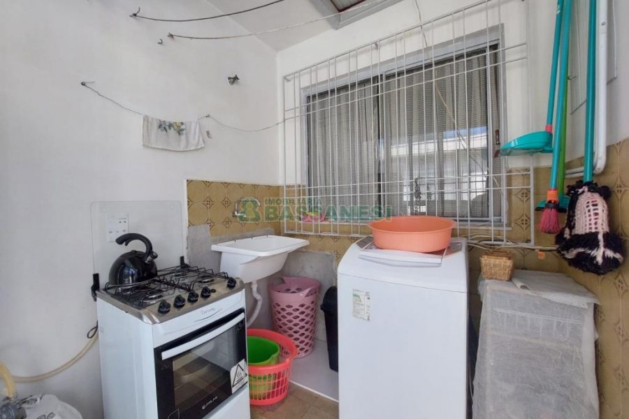 Casa com 70m², 2 dormitórios, no bairro Petrópolis em Caxias do Sul para Alugar