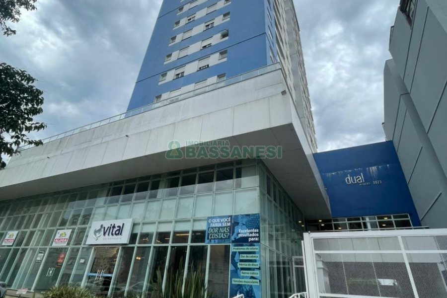 Apartamento com 63m², 2 dormitórios, 2 vagas, no bairro São Pelegrino em Caxias do Sul para Comprar