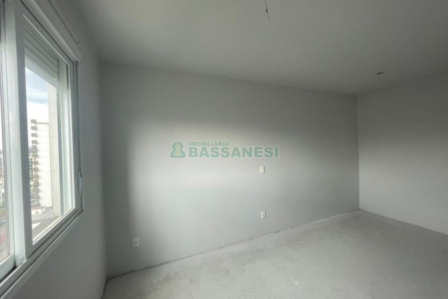 Apartamento com 63m², 2 dormitórios, 2 vagas, no bairro São Pelegrino em Caxias do Sul para Comprar