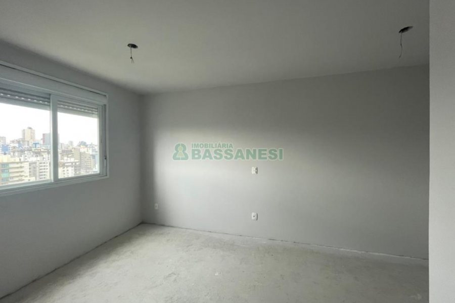 Apartamento com 63m², 2 dormitórios, 2 vagas, no bairro São Pelegrino em Caxias do Sul para Comprar