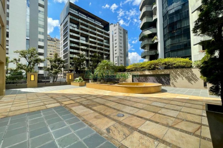 Apto Mobiliado com 181m², 3 dormitórios, 2 vagas, no bairro Exposição em Caxias do Sul para Alugar