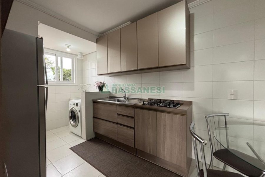 Apto Mobiliado com 52m², 1 dormitório, 1 vaga, no bairro Lourdes em Caxias do Sul para Comprar