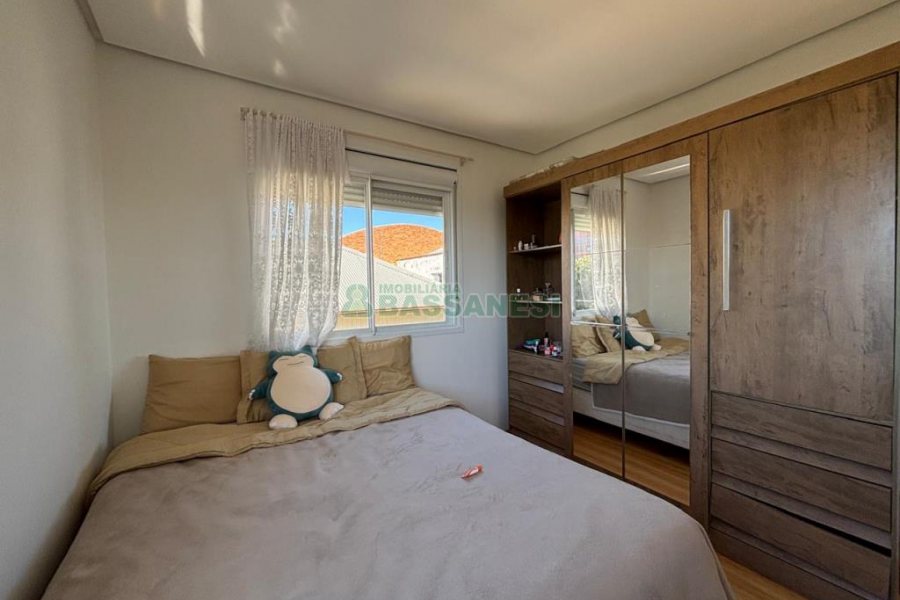 Casa Mobiliada com 78m², 2 dormitórios, no bairro Marechal Floriano em Caxias do Sul para Alugar