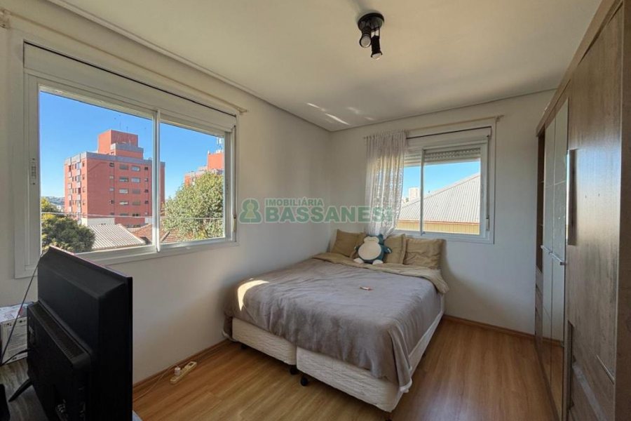Casa Mobiliada com 78m², 2 dormitórios, no bairro Marechal Floriano em Caxias do Sul para Alugar