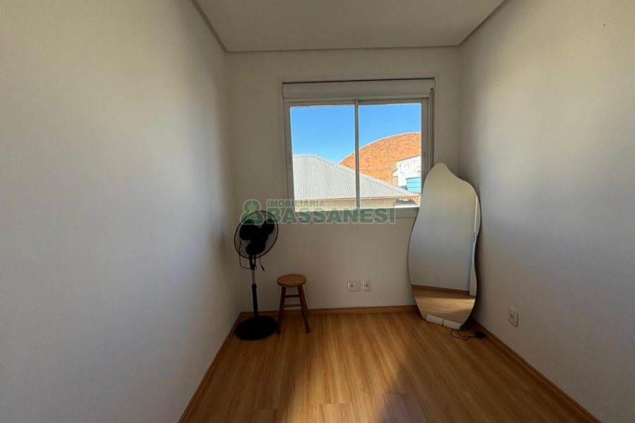 Casa Mobiliada com 78m², 2 dormitórios, no bairro Marechal Floriano em Caxias do Sul para Alugar