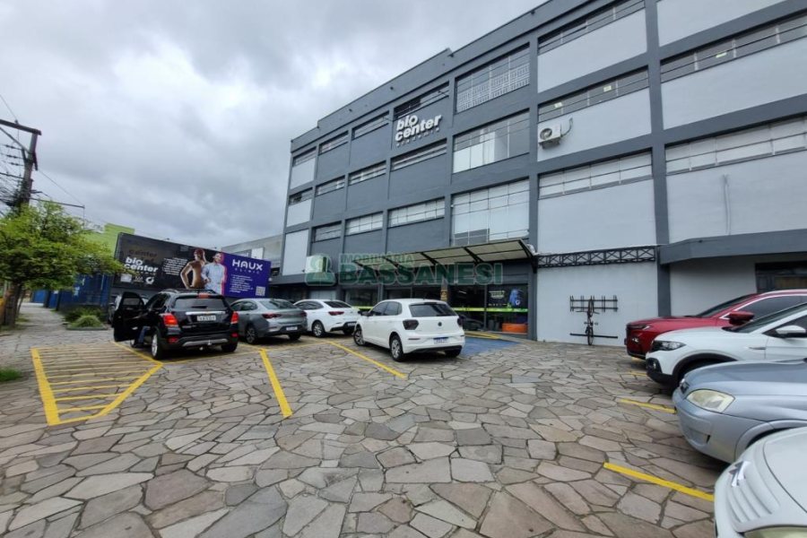 Sala com 20m², no bairro Santa Lúcia em Caxias do Sul para Alugar