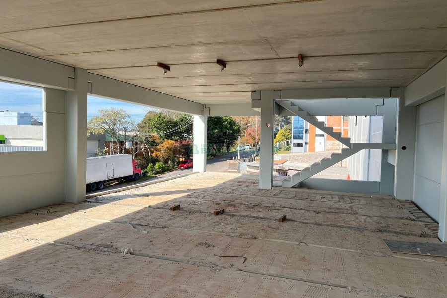 Pavilhão com 4350m², no bairro Samuara em Caxias do Sul para Alugar