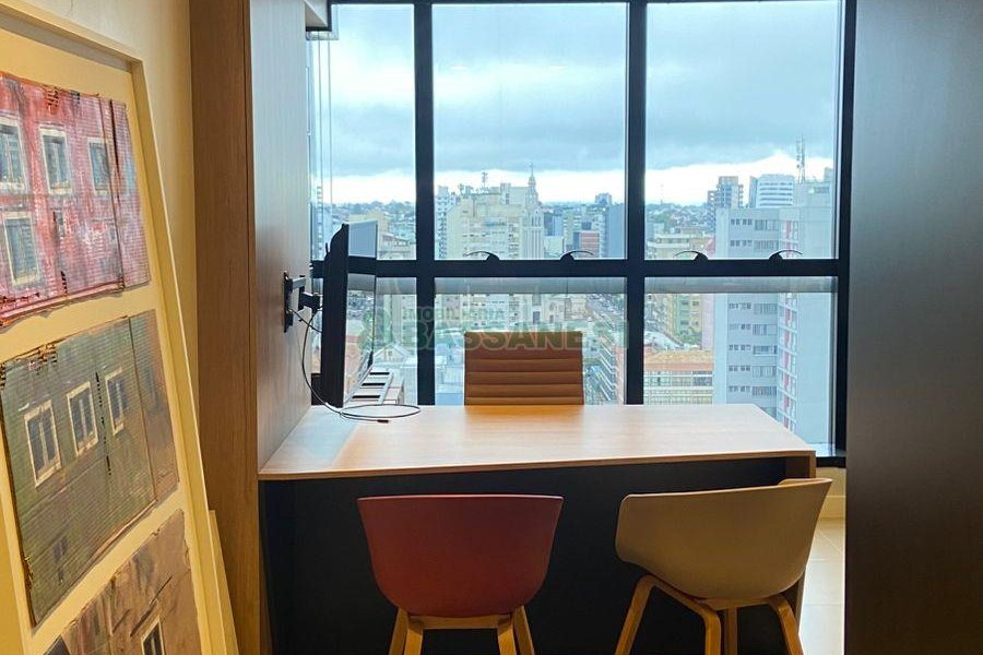 Sala com 23m², no bairro Centro em Caxias do Sul para Comprar