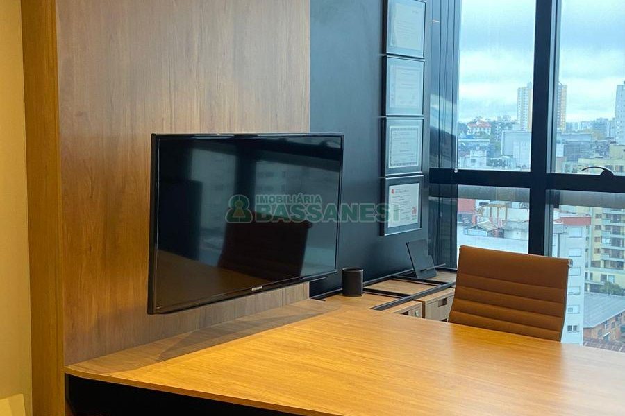 Sala com 23m², no bairro Centro em Caxias do Sul para Comprar