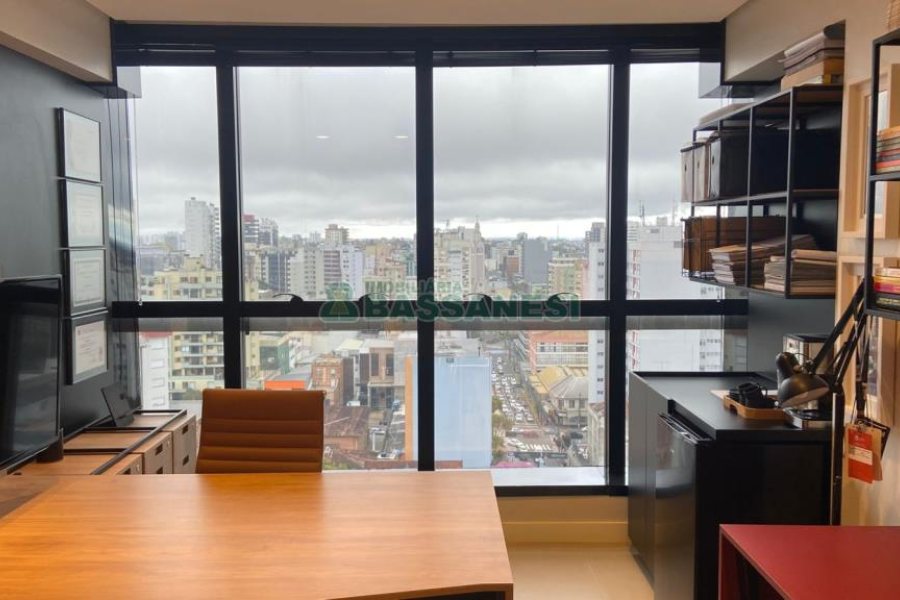 Sala com 23m², no bairro Centro em Caxias do Sul para Comprar