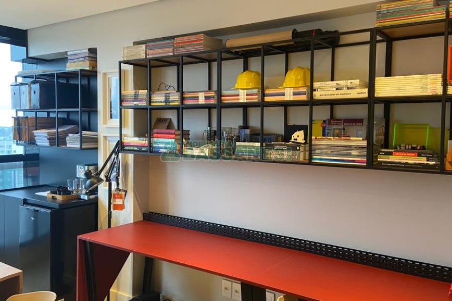 Sala com 23m², no bairro Centro em Caxias do Sul para Comprar