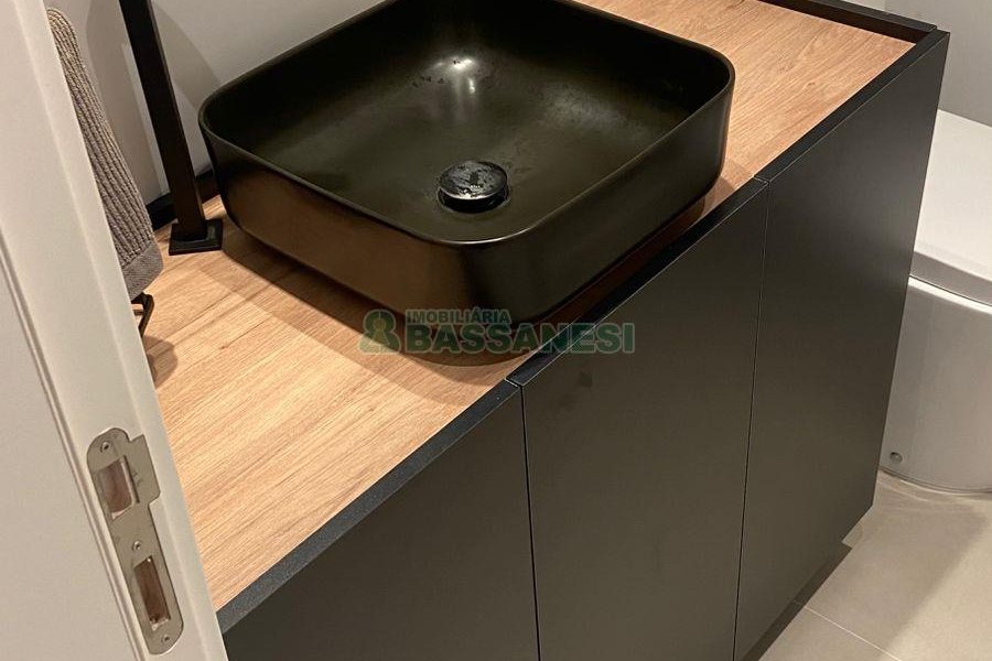 Sala com 23m², no bairro Centro em Caxias do Sul para Comprar