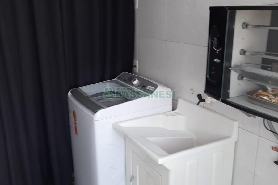 Apartamento com 86m², 3 dormitórios, 2 vagas, no bairro Rio Branco em Caxias do Sul para Comprar