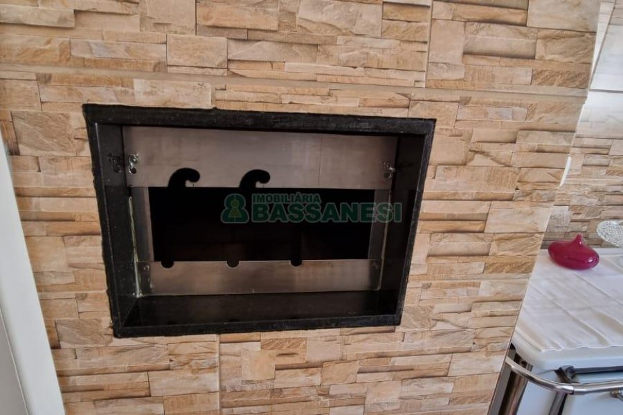 Apartamento com 70m², 3 dormitórios, 1 vaga, no bairro Santa Catarina em Caxias do Sul para Comprar