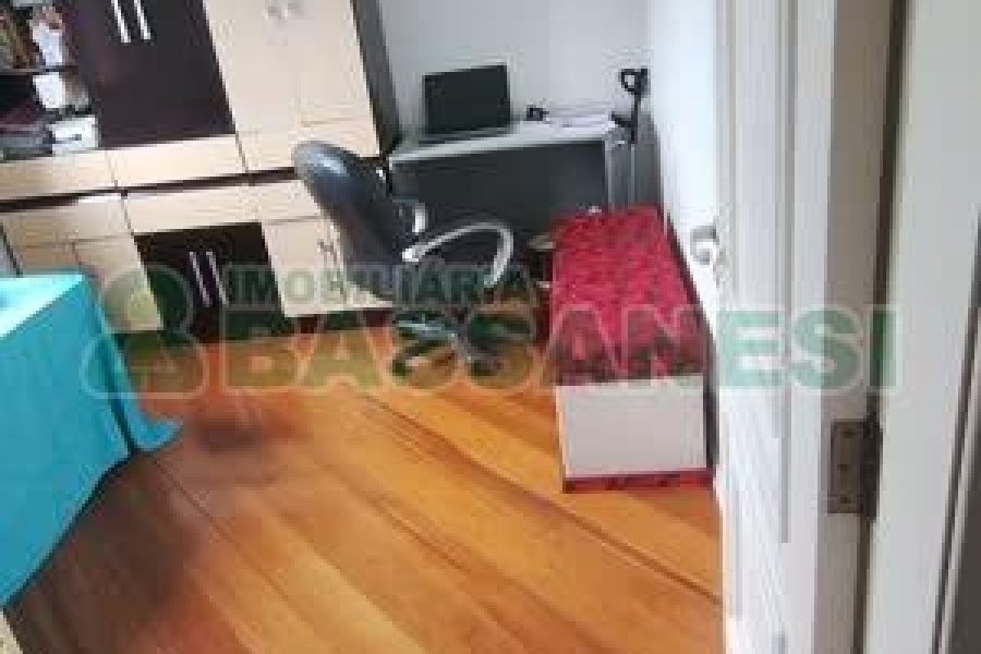 Apartamento com 138m², 3 dormitórios, 2 vagas, no bairro Sagrada Família em Caxias do Sul para Comprar