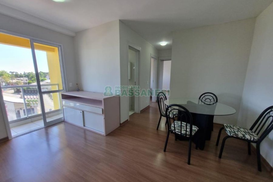 Apartamento com 52m², 2 dormitórios, 1 vaga, no bairro Petrópolis em Caxias do Sul para Alugar