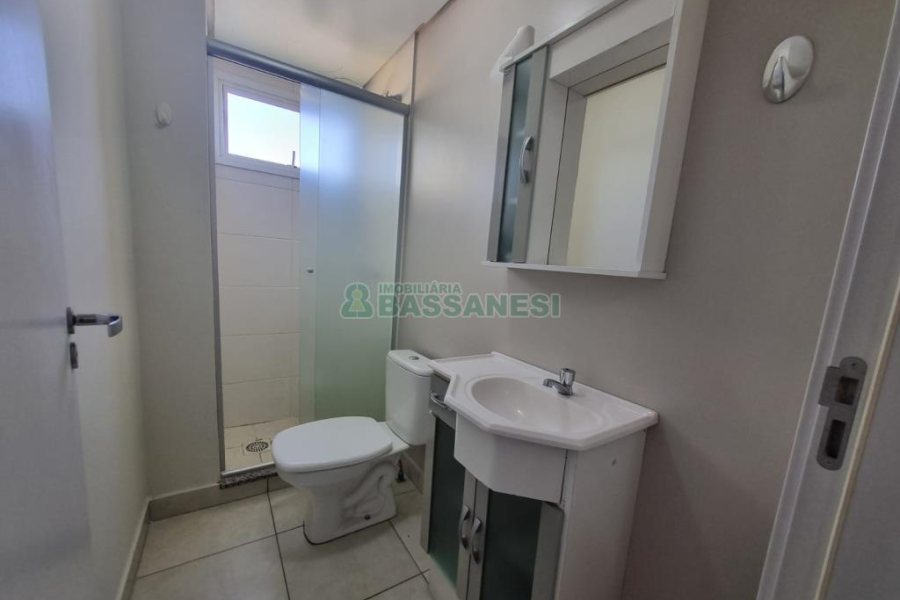 Apartamento com 52m², 2 dormitórios, 1 vaga, no bairro Petrópolis em Caxias do Sul para Alugar