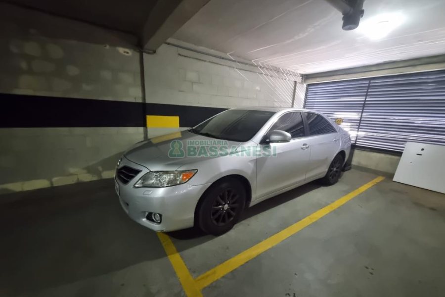 Apartamento com 52m², 2 dormitórios, 1 vaga, no bairro Petrópolis em Caxias do Sul para Alugar