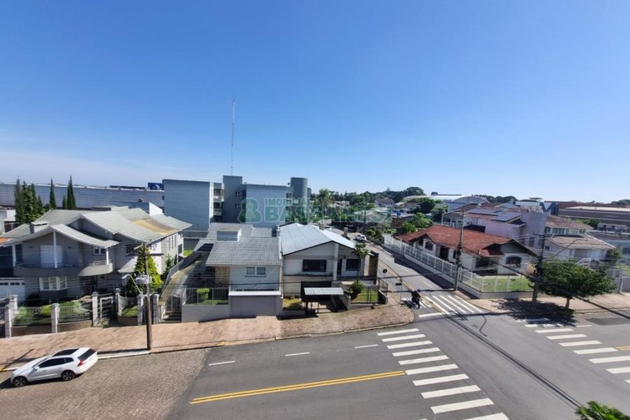 Apartamento com 52m², 2 dormitórios, 1 vaga, no bairro Petrópolis em Caxias do Sul para Alugar