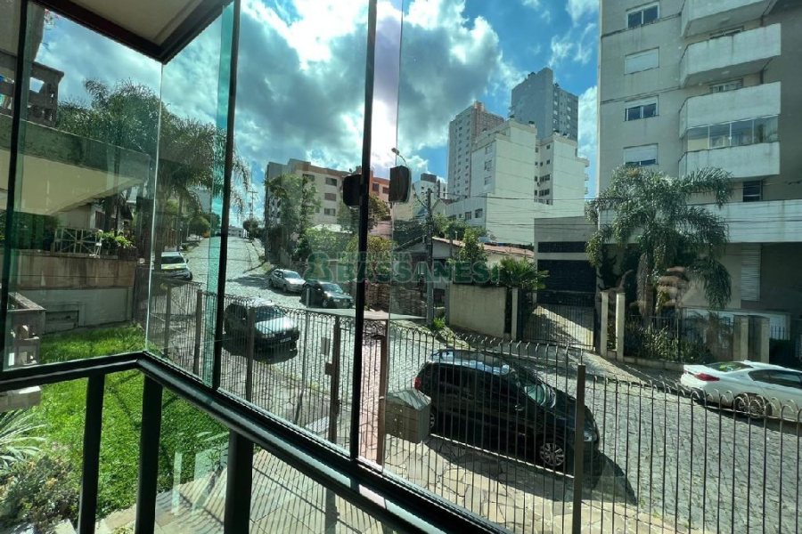 Apartamento com 144m², 3 dormitórios, 2 vagas, no bairro Panazzolo em Caxias do Sul para Alugar