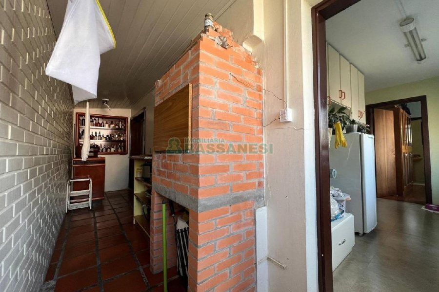 Apartamento com 144m², 3 dormitórios, 2 vagas, no bairro Panazzolo em Caxias do Sul para Alugar