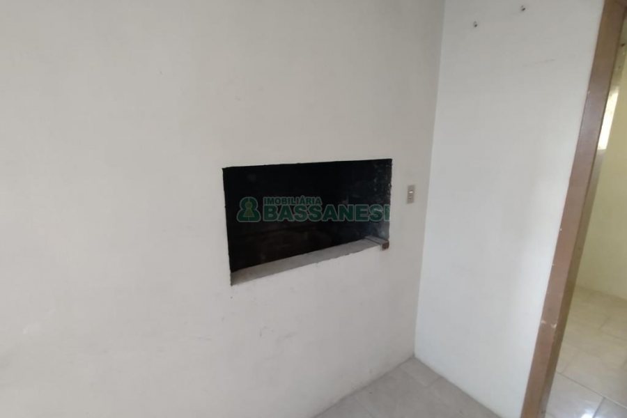 Chácara com 90m², 3 dormitórios, no bairro Parada Cristal em Caxias do Sul para Comprar