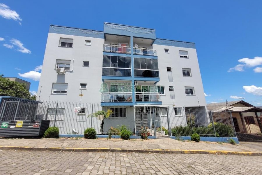Apto Mobiliado com 75m², 3 dormitórios, 1 vaga, no bairro Santa Catarina em Caxias do Sul para Alugar