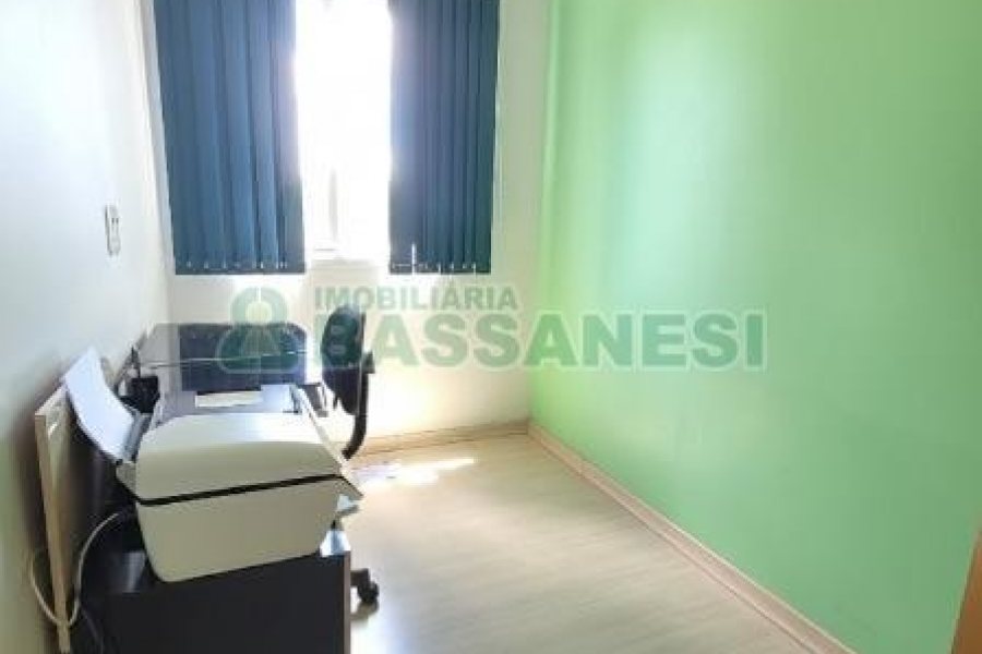 Apto Mobiliado com 75m², 3 dormitórios, 1 vaga, no bairro Santa Catarina em Caxias do Sul para Alugar