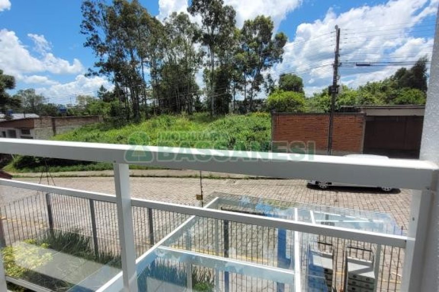 Apto Mobiliado com 75m², 3 dormitórios, 1 vaga, no bairro Santa Catarina em Caxias do Sul para Alugar