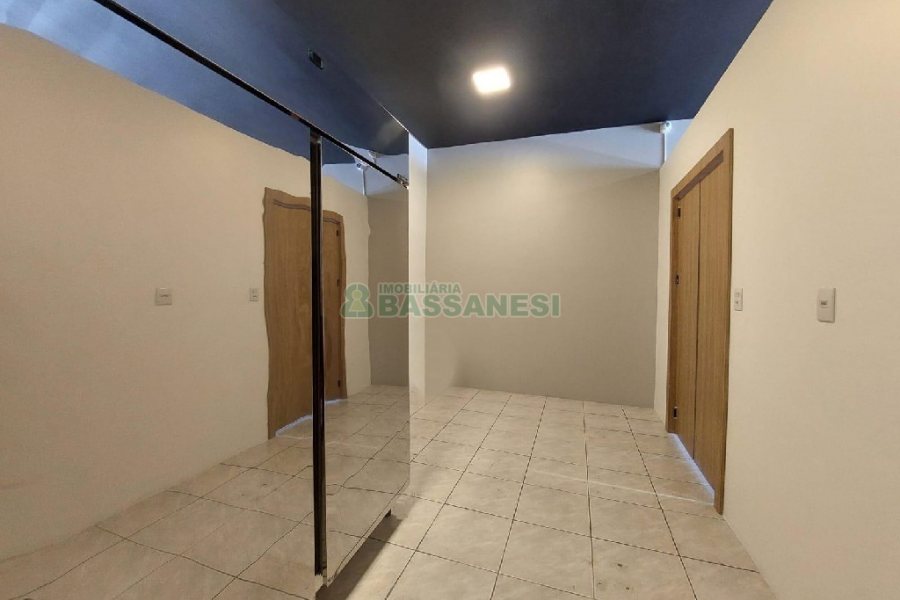 Loja com 64m², no bairro São Ciro em Caxias do Sul para Alugar