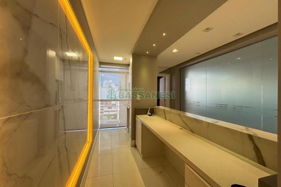 Sala com 60m², no bairro Centro em Caxias do Sul para Alugar